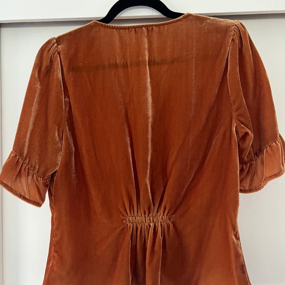 Madewell Velvet Button Down Ruffle Sleeve Blouse Size 6 - Picture 2 of 7